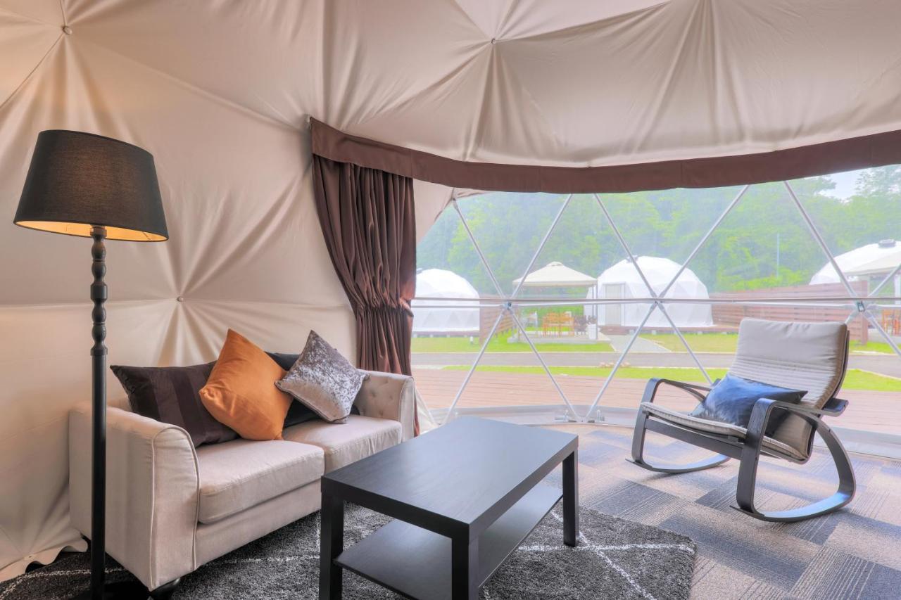 Glamping Resort Varie Фуджикавагучико Екстериор снимка